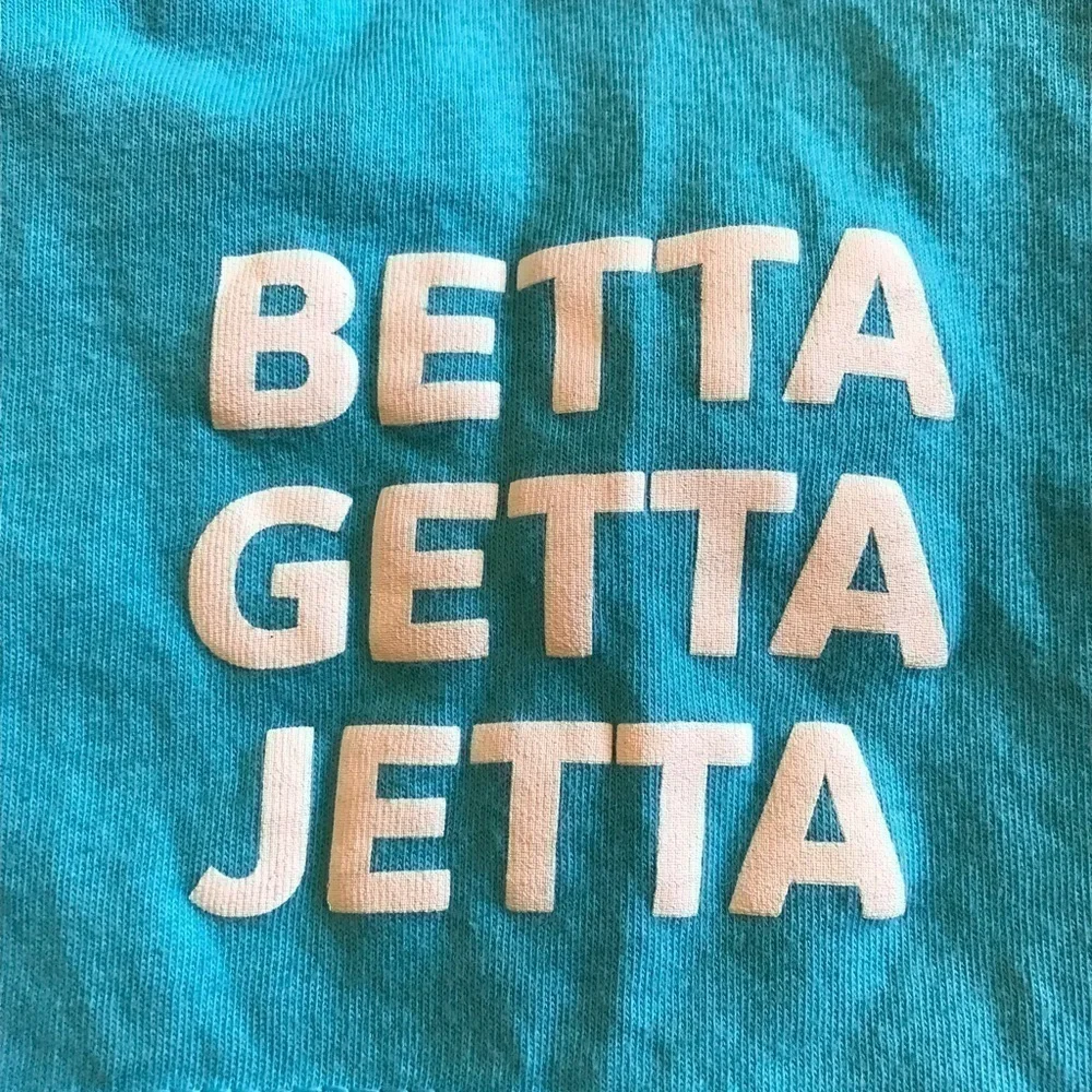 VOLKSWAGEN 2019 JETTA T-SHIRT ✨✨✨ - Picture 5 of 7